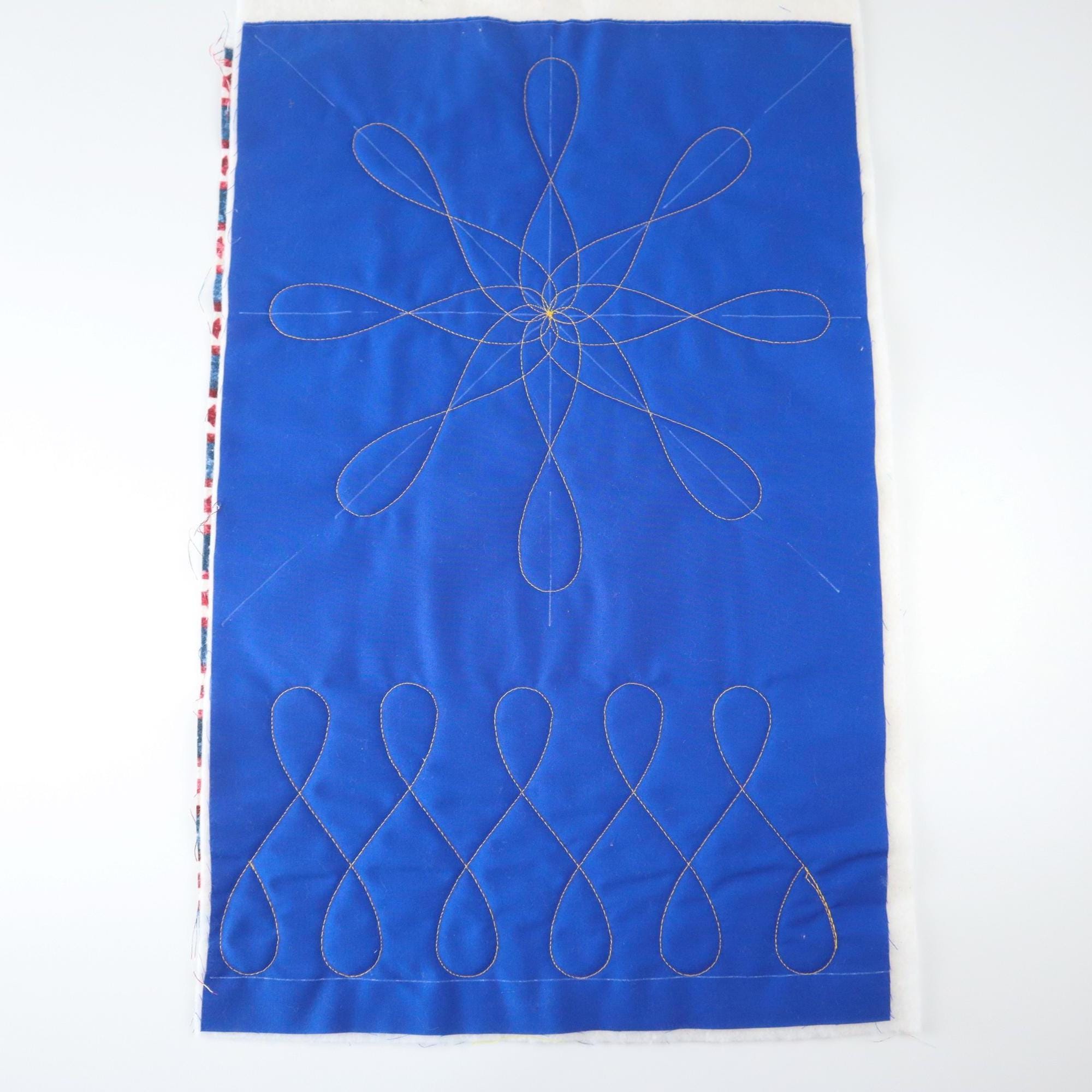 Oval Loop Quilting Ruler: 1/4