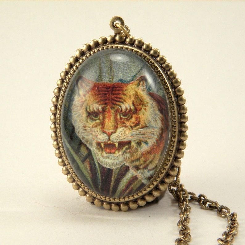 i of the tiger Deluxe Necklace image 1