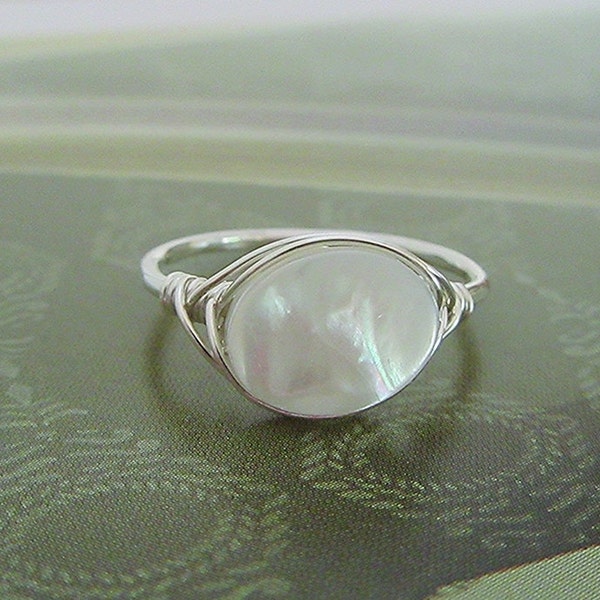 Mother of pearl wire wrapped ring, mother of pearl ring in Sterling Silver, wire wrapped ring