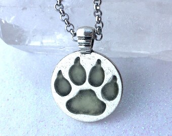 Wolf paw necklace deals