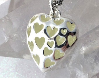 Love Spell Heart Glow Necklace