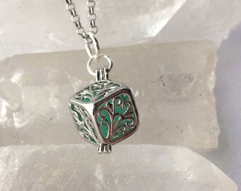 Glowing Cube Glow Locket Necklace