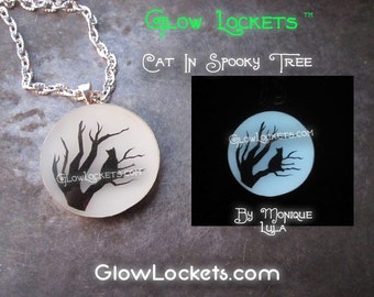 Cat in Spooky Tree Glow in the dark Pendant The original Glowies