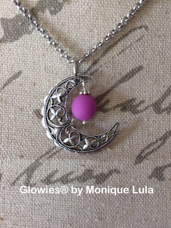 Vintage Crescent Moon Glow Necklace Glowing Violet Purple Orb Handmade Filigree Silver Handmade Magical Moon Jewelry Glow in the Dark Moon Etsy Canada