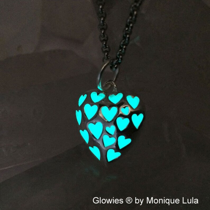 Love Spell Heart Glow Necklace image 2