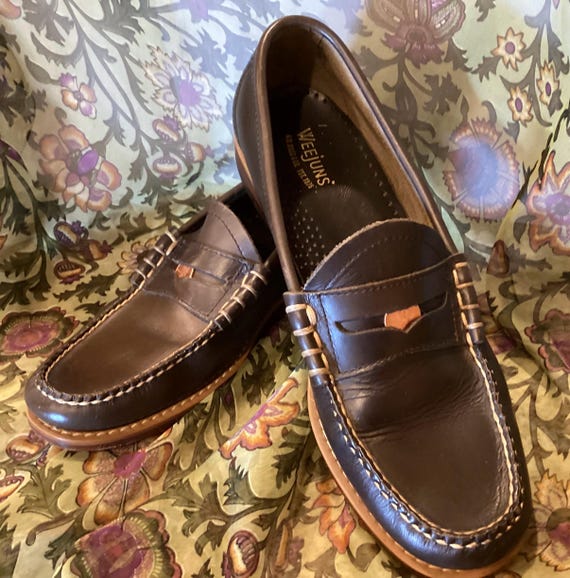 GH Bass Weejuns Dark Brown Leather Loafers Size 8 (8.5 Fit) Handcrafted Soles
