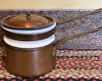 Pentola a bagnomaria vintage in rame, manici in ottone, inserto in ceramica.