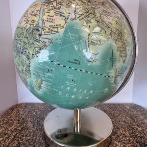 Vtg 8.75 in. Teal & Cream Globe, Silver Meridian and Base – Decorative Collectible Piece.