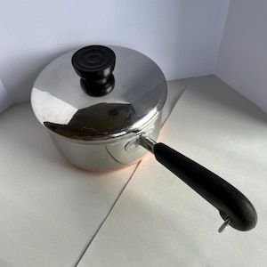 Revere Ware 1 qt Saucepan with Lid: Stainless Steel, Copper Bottom Kitchenware