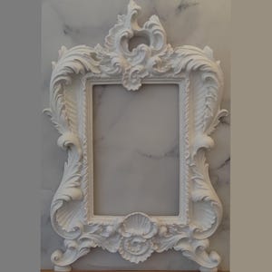 Set mit 7 verzierten viktorianischen Barock - Rokoko -Bilderrahmen - Antikgold-Finish, Wanddekoration im Vintage-Stil