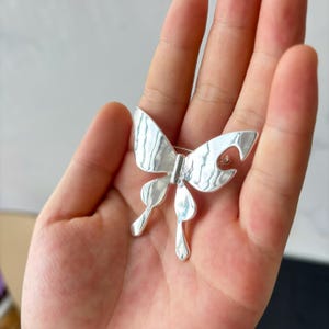 Honkai: Star Rail Kafka Butterfly Pin for Cosplay and Daily Use * Single One, Kafka HSR Accessories