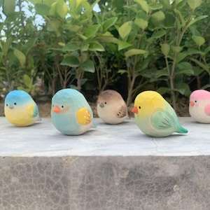 Hand-Carved Wooden Birds Sculpture Christmas Trees Decor, Cute Wooden Painted Robin Carved Room Decor, Handmade Christmas Gift Wood Statue.