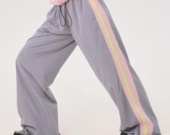 Relaxed Pants For Women: Wide Leg, Elastic Waist with Pockets
