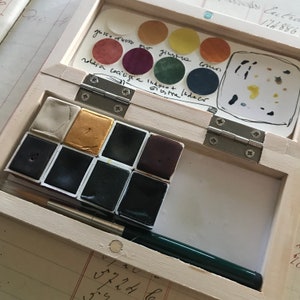 Set de viaje de acuarela natural hecha a mano a partir de tintes naturales, plantas y verduras set de 8 en caja de madera más pincel de acuarela