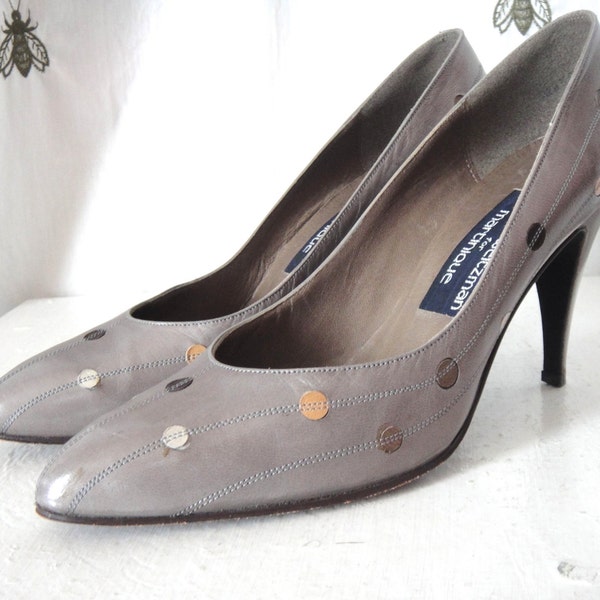 NOW ON SALE!  Vintage Stuart Weitzman for Martinique Pumps, Grey Leather, Neutral Polka Dots, Size 7, Womens Heels