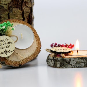 Personalized Wedding Favor Candle: Rustic Wood Slice, Dried Flowers