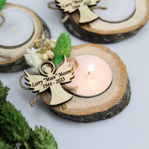 Personalized Memorial Candle Favors: Dried Flowers, Wooden Tag