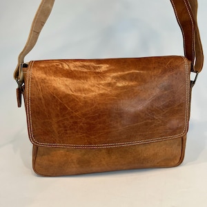 Sacoche PC en cuir artisanale - Porte-documents Cuir- Cartable business - Idée cadeau - Cadeau pour lui - Sacoche faite main - Pièce unique