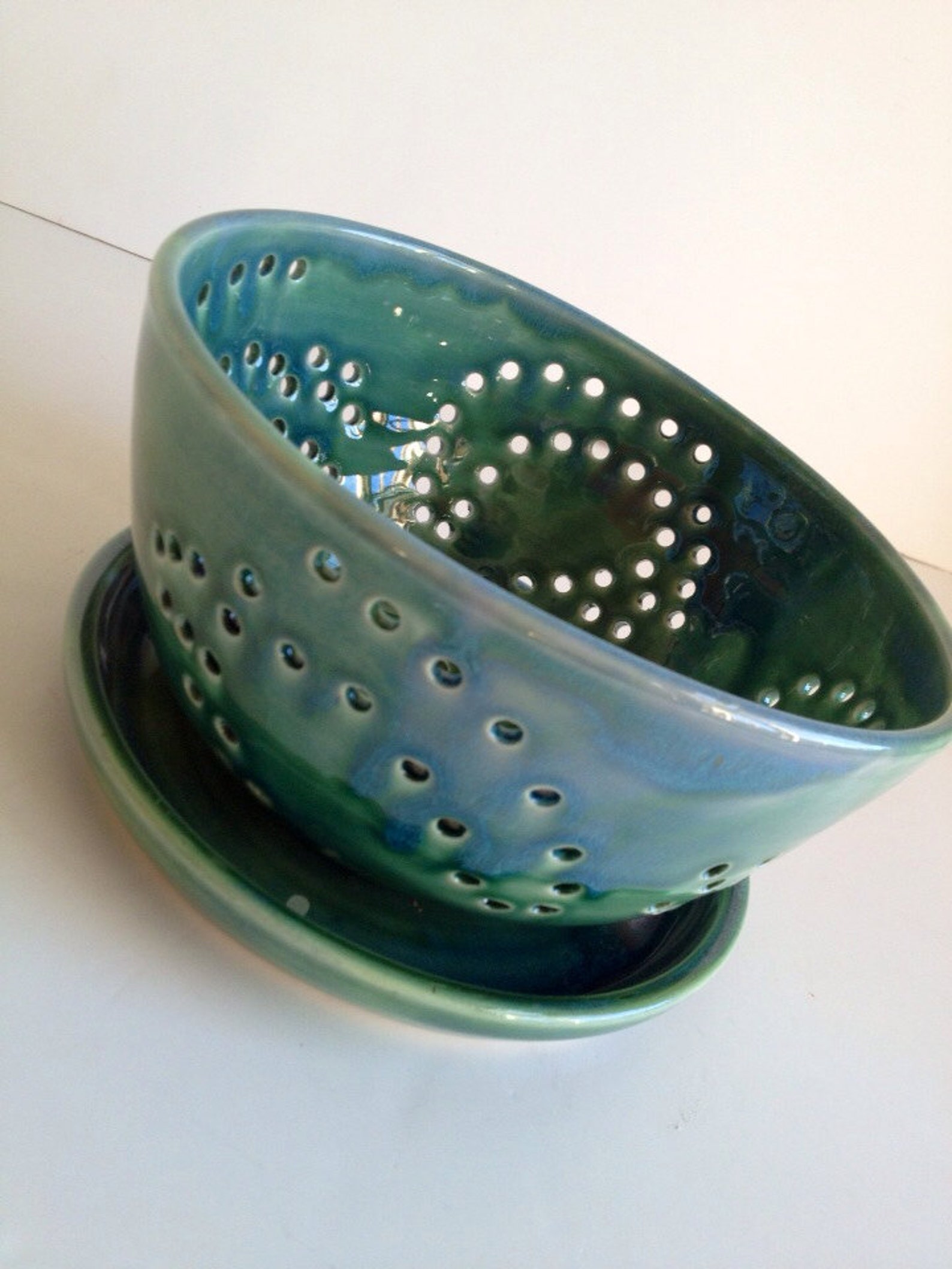 Large Berry Bowl - Colander - Forest Green - MADE TO ORDER - Etsy
