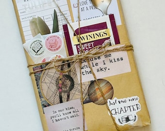 Blind Date with a Book - book gifts by post. Perfect for book lovers. New or  Preloved - many genres - Booktok - Cosy - Surprise - Books