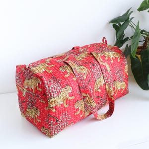 Leopard Safari Reisetasche - Weekender Tasche - Gesteppte Reisetasche - Rote Reisetasche - Baumwoll-Baby-Tasche - Große Turnbeutel-Klinik-Tasche -Baby Shower