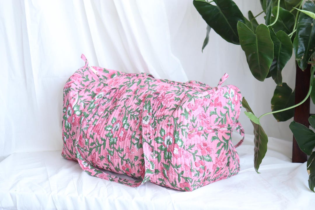 HAMPTONS FLORAL WEEKENDER Duffel Bag main image 1