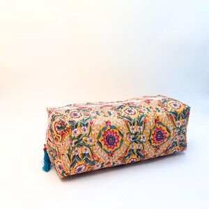 Cute Dyson Airwrap Bag, Travel Hair Dryer Storage Bag, Portable Hair Accessories Travel Case, Quilted Block Print Cotton Hair Tool Organize image 6