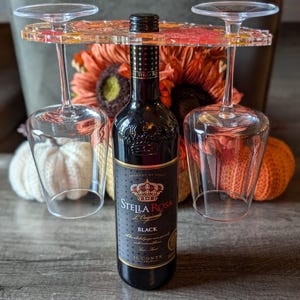 Floral Resin Wine Caddy: Golden Flake Wine Butler