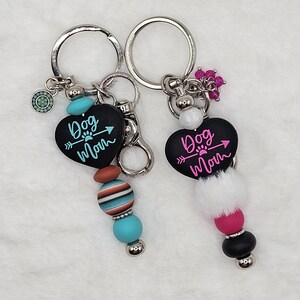 Cute Dog Mom Keychain - Mother&#39;s Day Gift for Pet Parents