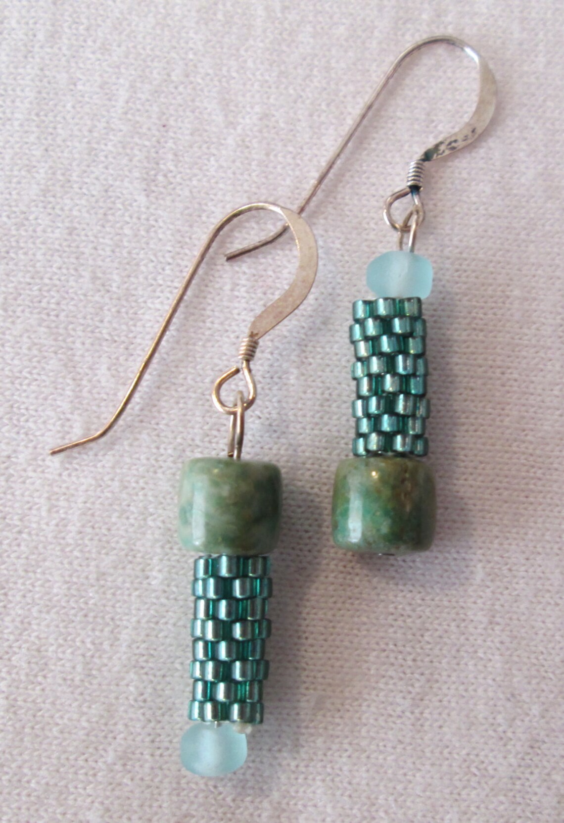 TURQUOISE BLUE BLACK WHITE BEADED EARRINGS HANDMADE BEAD JEWELRY - Foto 11