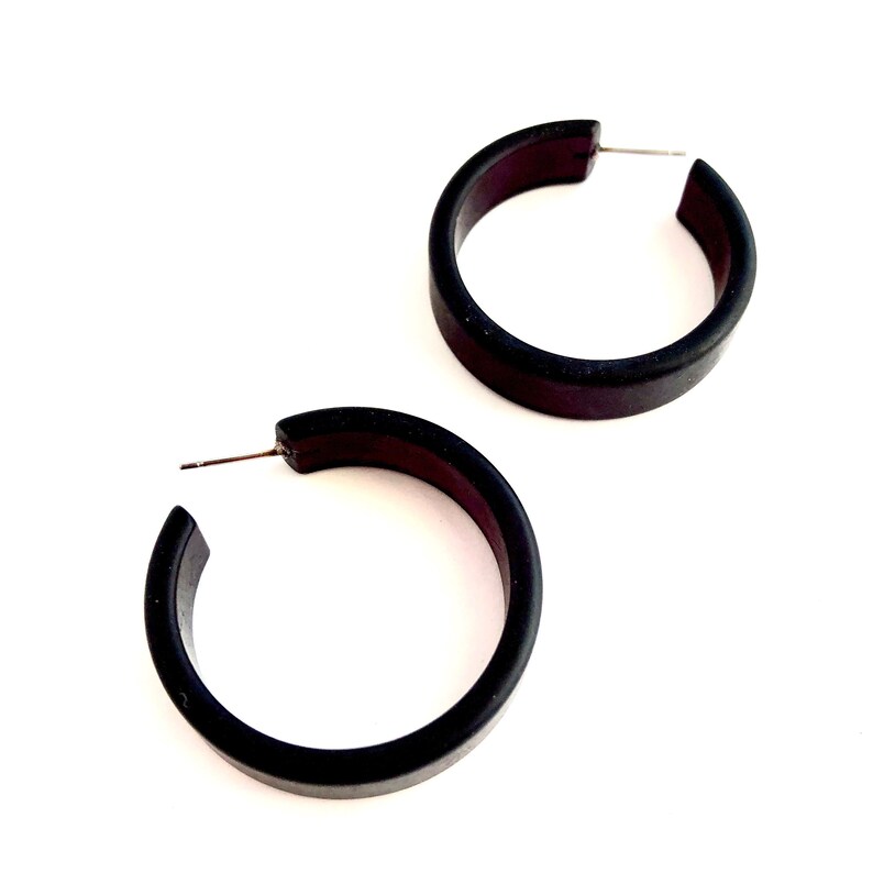 Black Frosted Portland Hoops Vintage Lucite Earrings Etsy