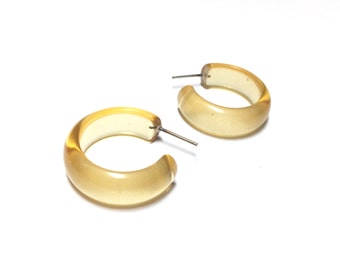 Champagne Hoop Earrings | Pale Yellow Hoops | vintage lucite small simple hoop earrings | Leetie Lovendale