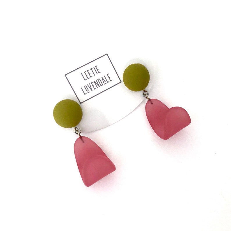 Retro Lucite Jewery by Leetie Lovendale Cranberry /& Chartreuse Petal Drop Earrings