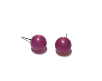 Violet Purple Vintage Lucite Moonglow Ball Stud Earrings | vintage lucite post earrings