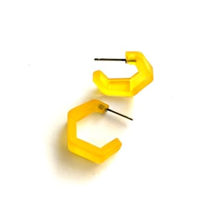 Golden Yellow Hoops Earrings | Mustard Frosted Tapered Hex Hoops | vintage mod lucite hoop earrings