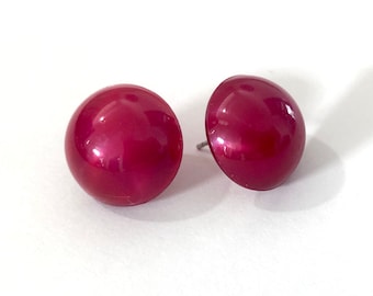 Cranberry Aura Glow Retro Button Studs - vintage lucite domed earrings