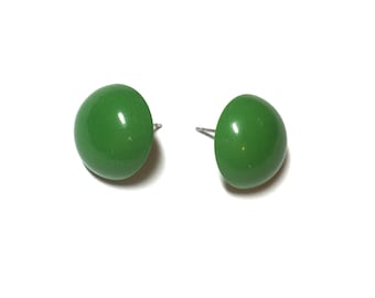 Kelly Green Studs | Green Retro Button Stud Earrings | emerald green vintage lucite by Leetie Lovendale