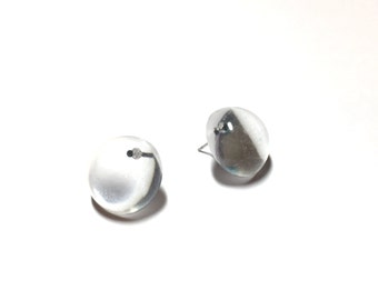 Clear Retro Button Stud Earrings | Vintage Lucite Post Earrings