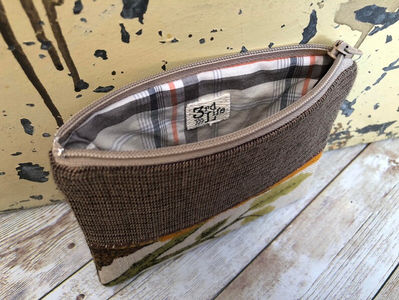 coin pouch zippered coin pouch upcycled bag coin purse green leaves change purse zipper change purse small zipper pouch