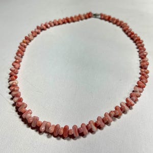 Vintage Beautiful Pink Coral Barrel Beaded Necklace