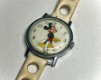 Timex Mickey Mouse Watched, Marked Electric, New Battery  display picture 1