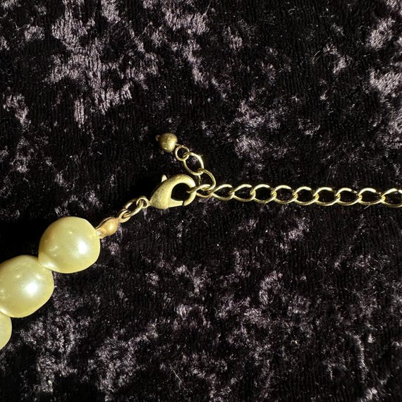 Vintage Laila Rowe Faux Pearl Necklace With Cameo and Rhinestones 