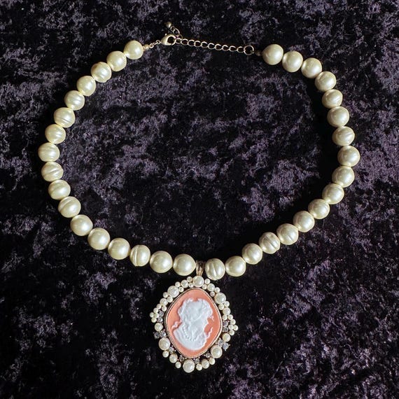 Vintage Laila Rowe Faux Pearl Necklace With Cameo and Rhinestones 