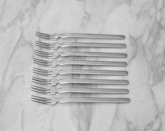 Vintage Stainless Steel Knobler Cocktail / Seafood/ Hors d'oeuvre Forks Made in Japan, Set of 8
