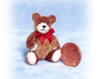 Cubby - Miniature Teddy Bear Kit - Pattern - DIY - by Emily Farmer