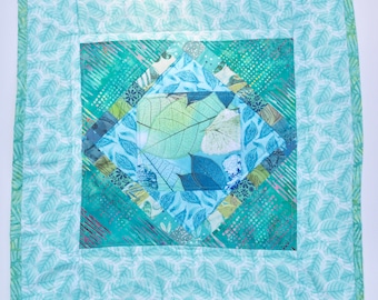 Green Leaves Quilted Table Topper: Handmade Patchwork Centerpiece (20x20)