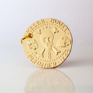 Curse of Monkey Island metal keychain, two sided verbcoin, great trinket and excellent gift