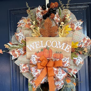 Fall Welcome Wreath with Pumpkins, Autumn Front Door Decor, Rustic Farmhouse Burlap Bow Wreath, Thanksgiving Porch Decoration