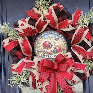 Ladybug Welcome Wreath – Red and Black Ladybug Door Decor – Spring Summer Wreath – Farmhouse Porch Wreath – Ladybug Front Door Decoration