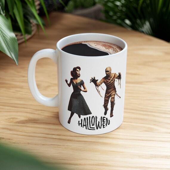 Halloween Ceramic Mug, Vintage Style Mummy Chasing Woman Cup, Spooky Coffee Mug, Scary Tea Mug, Halloween Decor, Halloween Gift